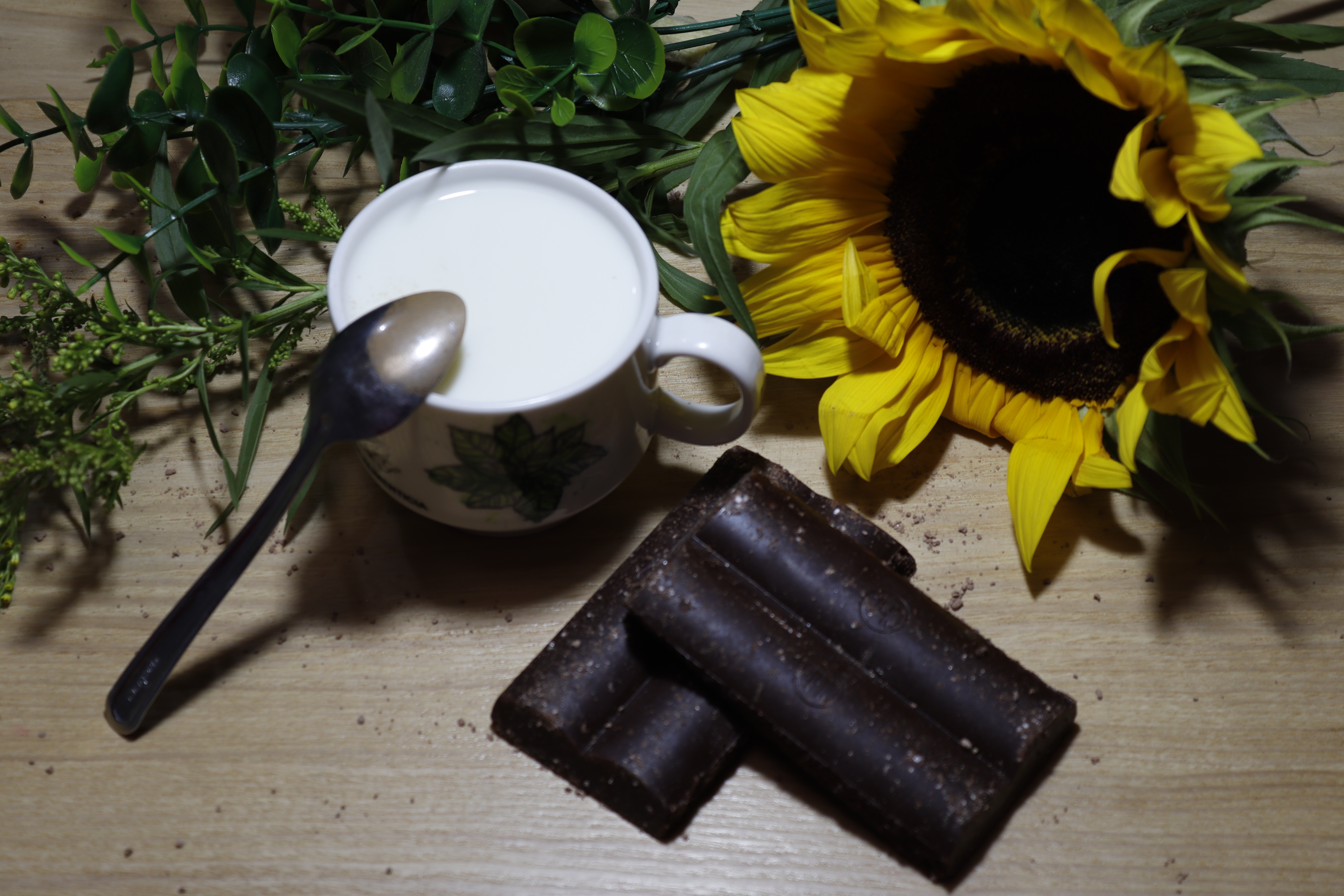 Persona leyendo un periódico